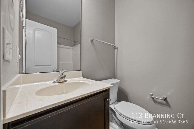 Building Photo - 113 Branning Ct