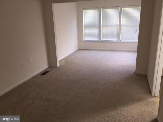 Building Photo - 115 Swearingen Way