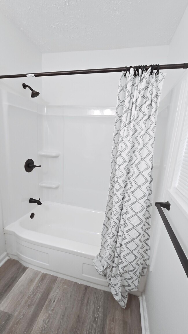 Building Photo - Monetta Apartments