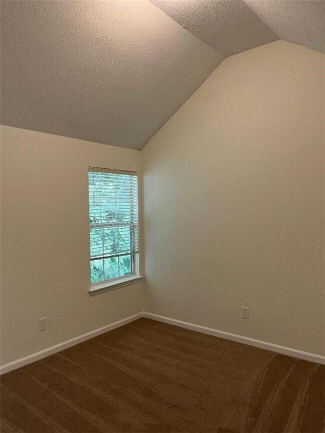 Building Photo - Douglasville Rental