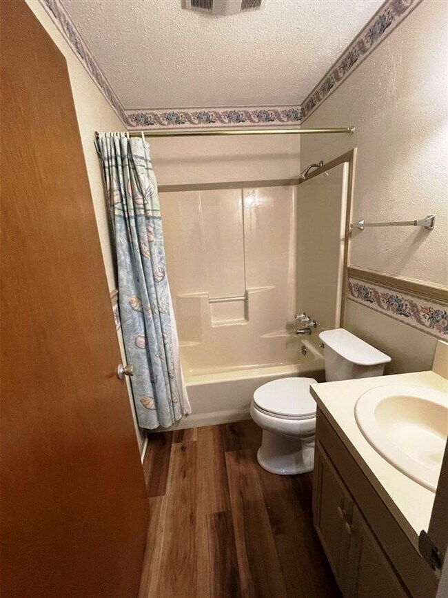 Building Photo - Bossier City LA 4 bed 3 bath for lease | S...