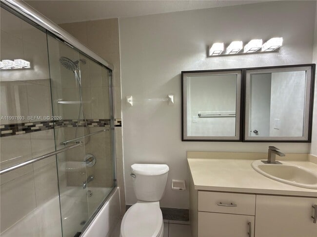 Building Photo - 2630 W 76th St