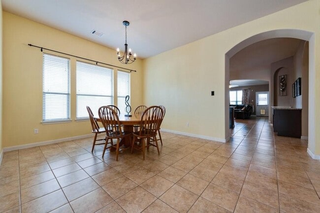 Building Photo - 108 Buoy Ln