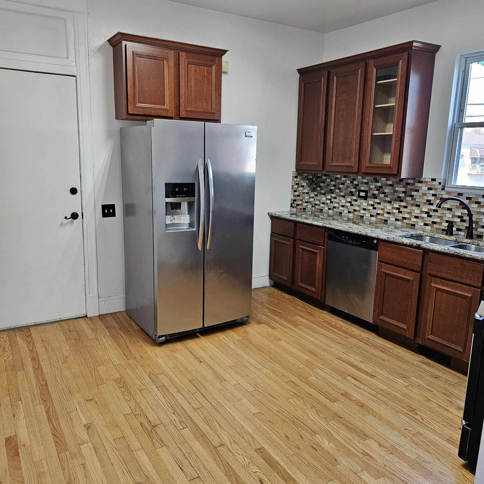 Kitchen Facing North - 4816 W Berteau Ave