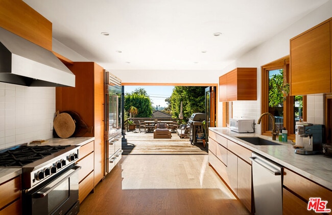 Building Photo - 3631 Wasatch Ave