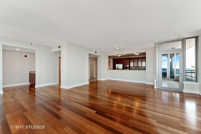 Building Photo - 600 N Lake Shore Dr