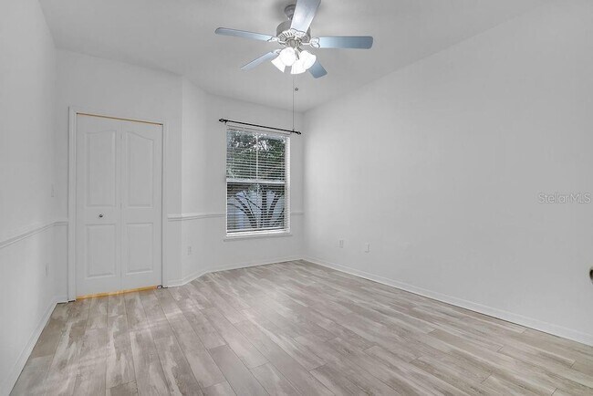 Building Photo - 8915 Legacy Ct