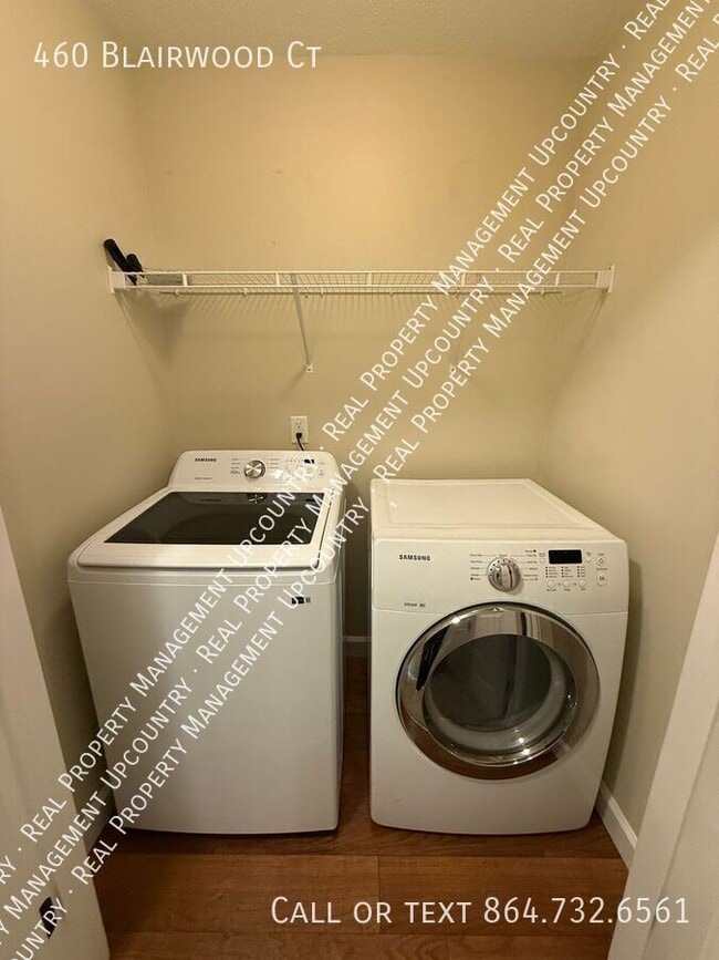 Building Photo - 460 Blairwood Ct