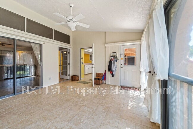 Building Photo - 5510 SW 4th Pl