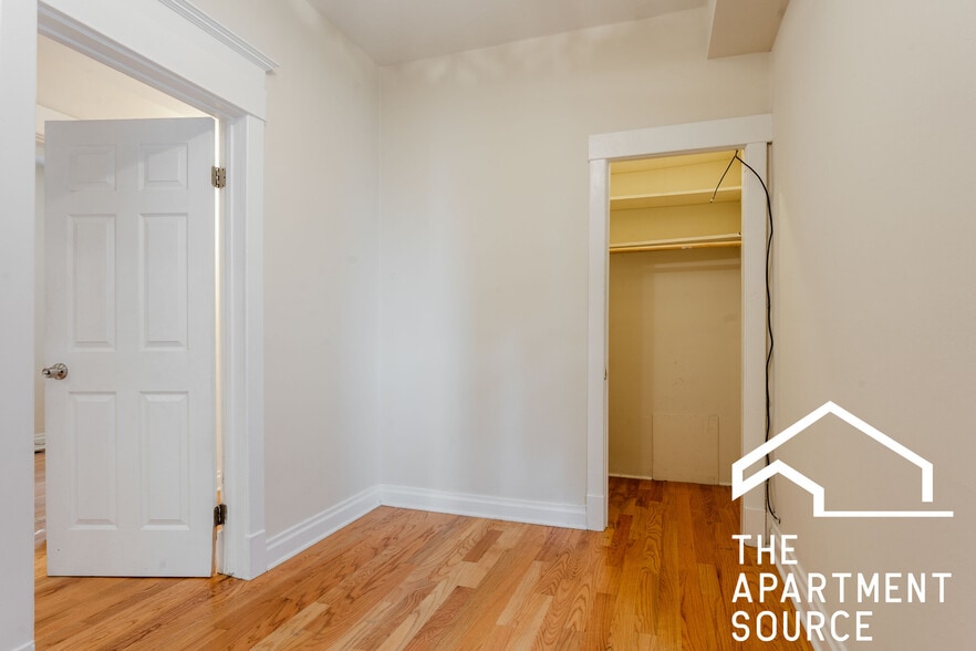 Building Photo - 2660 N Ashland Ave