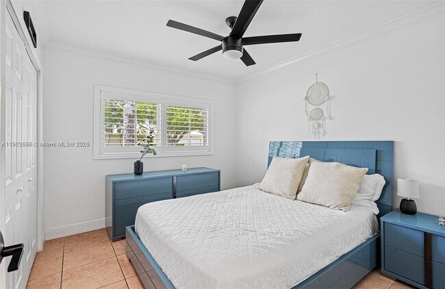 Building Photo - 10841 SW 127th St