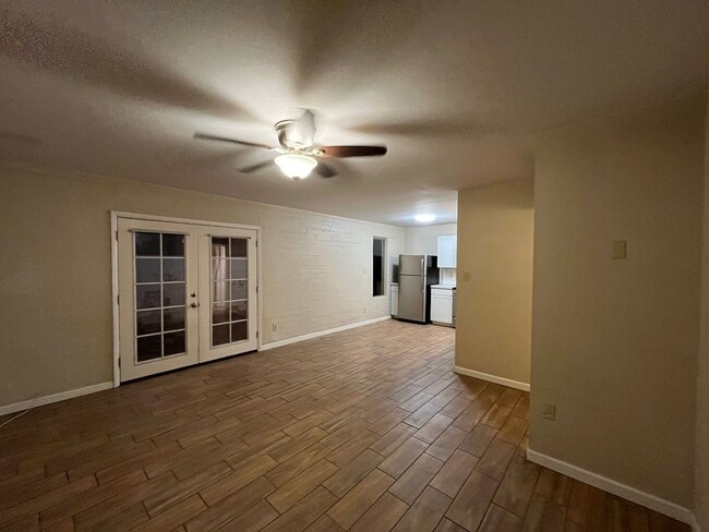 Building Photo - 2 Bedroom Nearby ASU!!