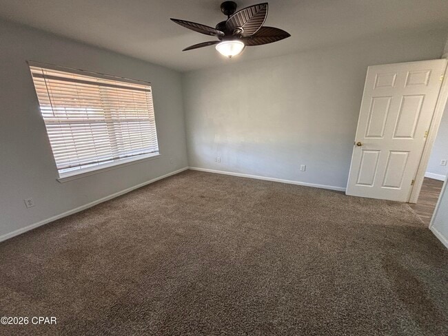 Building Photo - 5127 Stewart Dr