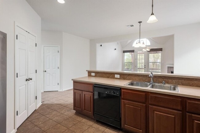 Building Photo - 13017 Appaloosa Chase Dr