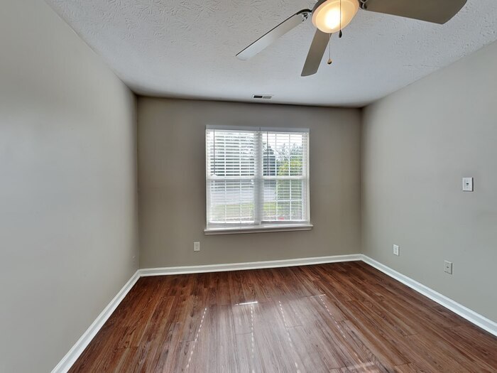 Building Photo - 5444 Adina Ct