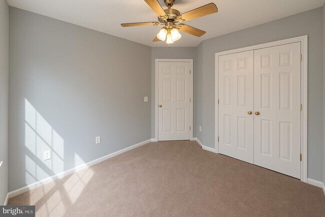Building Photo - 13925 Lullaby Rd