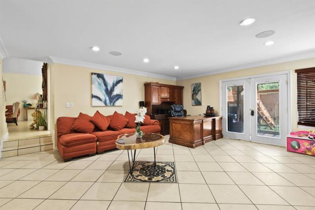 Building Photo - 613 Point Vicente Ct