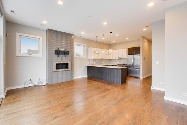 Building Photo - 1509 N Campbell Ave