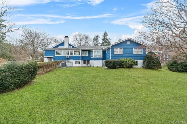 Building Photo - 205 Soundview Ave