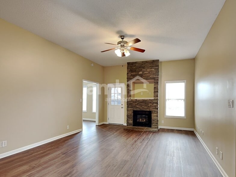 Building Photo - 3676 S Naples Ct