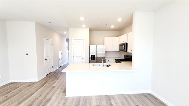 Building Photo - 1132 Martin Rd