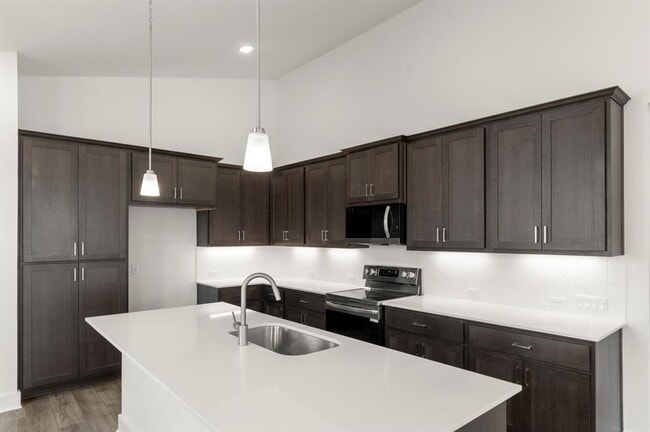 Building Photo - 1012 Yaupon Holly Dr