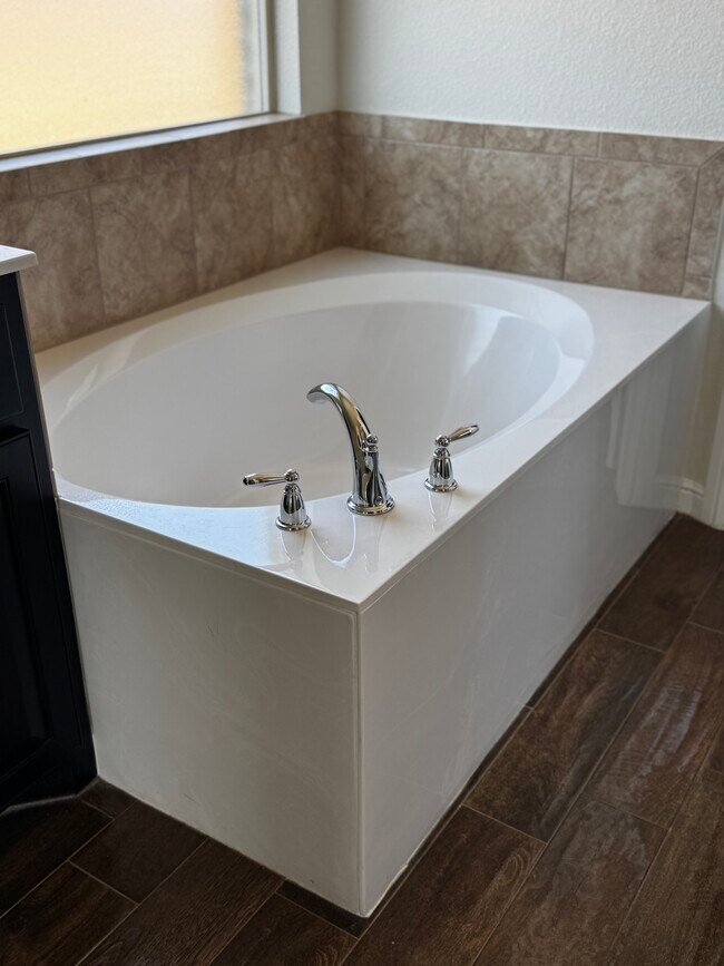 Building Photo - 9228 Pepper Grass Dr