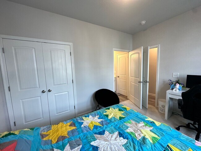 Building Photo - New construction 3 bedroom, 3.5 bathroom c...