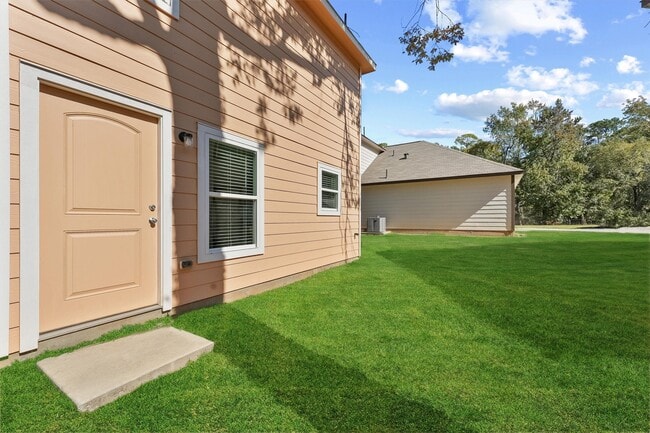 Building Photo - 771 Plum Tree Cir