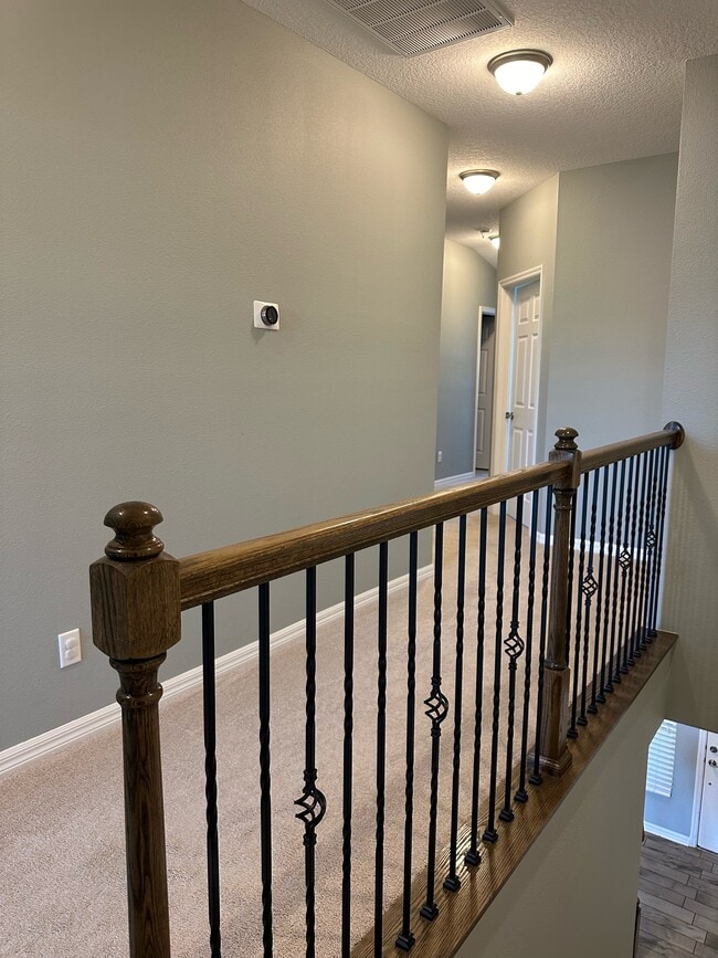 Building Photo - 9119 Carolina Wren Dr