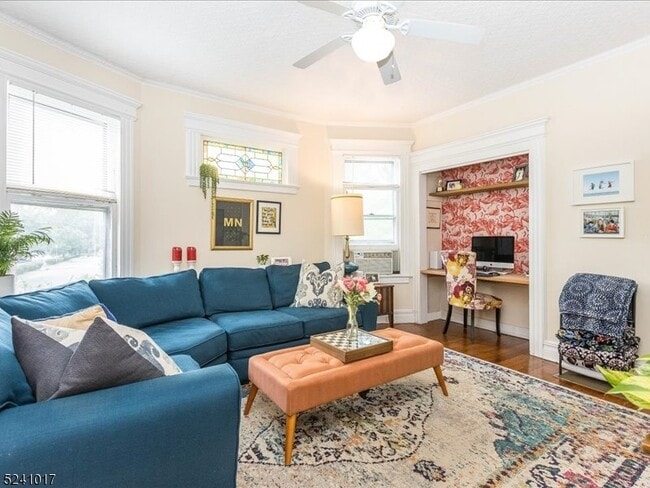 Building Photo - 190 Hillside Ave