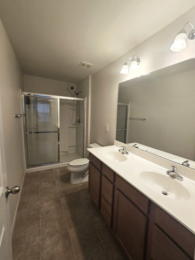 Building Photo - Beautiful Home Available for Rent in Charlotte, NC 28212