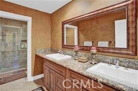 Building Photo - 2440 Los Alisos Dr
