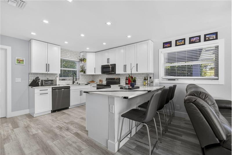 Building Photo - 2388 S Wallen Dr