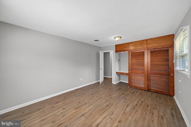 Building Photo - 45448 Mallard St