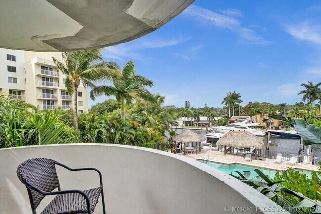 Building Photo - 1361 S Ocean Blvd
