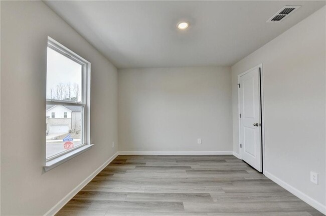 Building Photo - 2357 Whitworth St