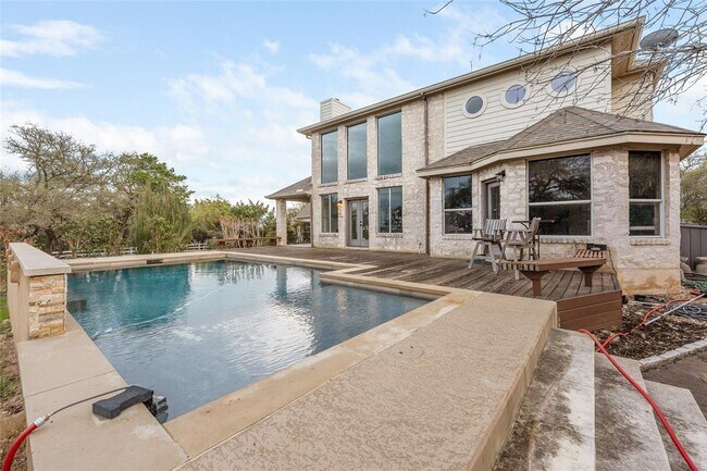 Building Photo - 408 Saddlehorn Dr