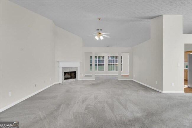 Building Photo - 2343 Cove Lake Way