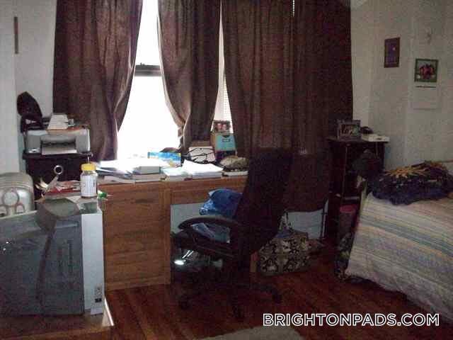 Building Photo - 35 Cummings Rd