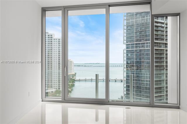 Building Photo - 300 Biscayne Boulevard Way