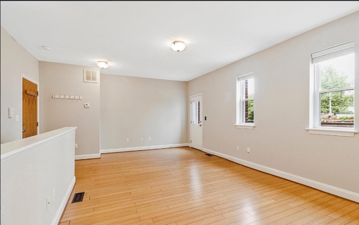 Building Photo - 3318 Sherman Ave NW