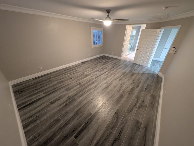 Building Photo - 11005 Salford Dr