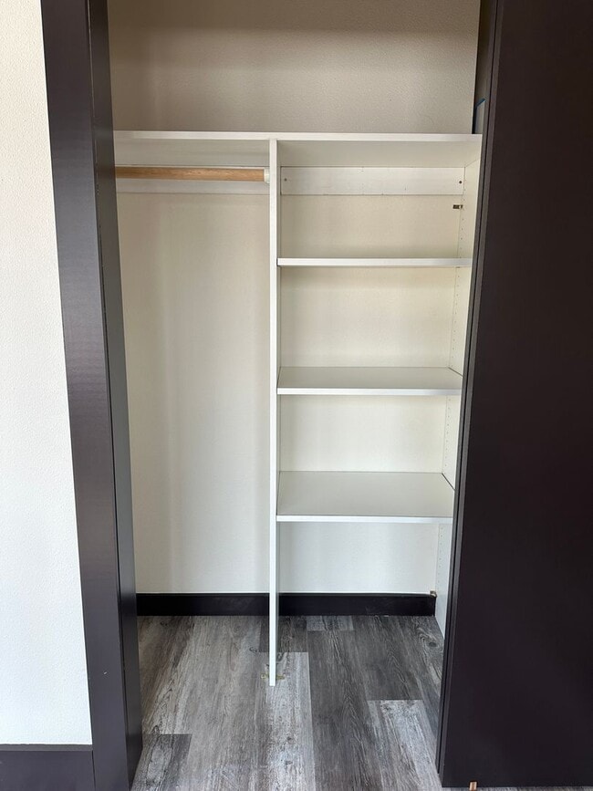 Building Photo - 339