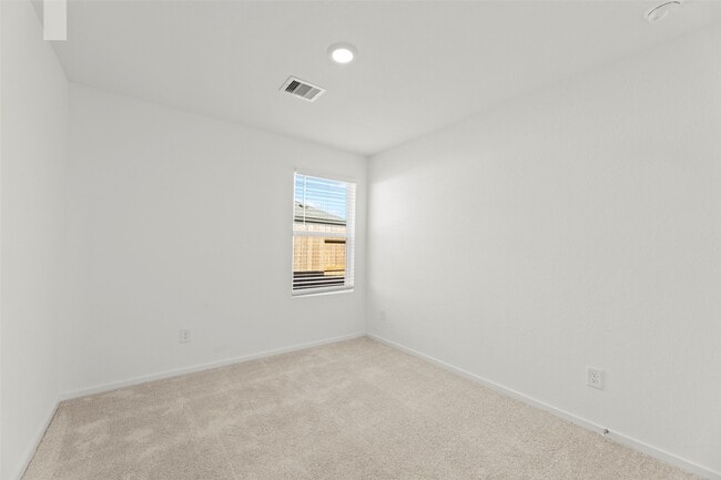 Building Photo - 16854 Great Highlands Dr