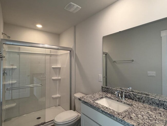 Building Photo - 105 S Grassland Rd