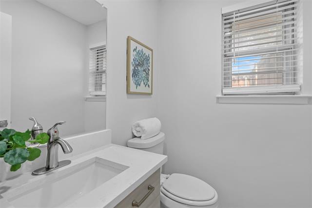 Building Photo - 3212 Altman Dr