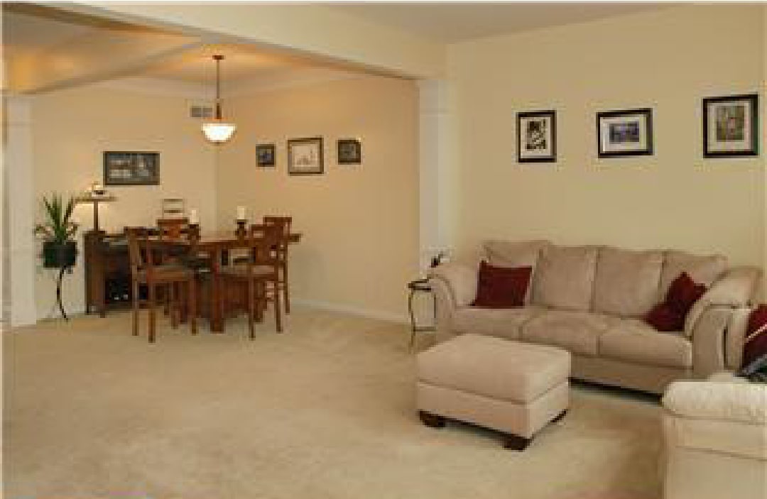 Building Photo - 1932 Cavalier Ln