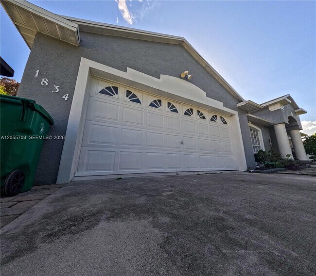 Building Photo - 1834 SW Gemini Ln