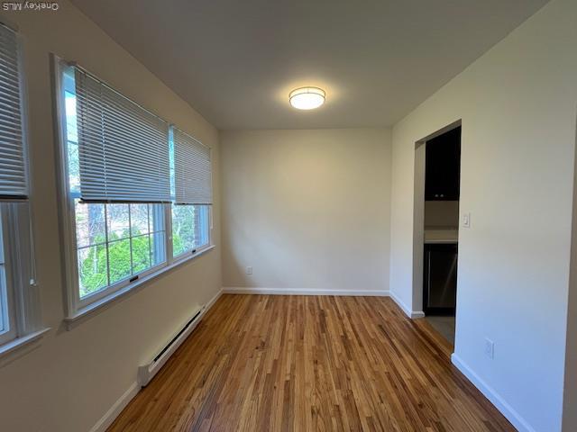 Building Photo - 56 Sintsink Dr E